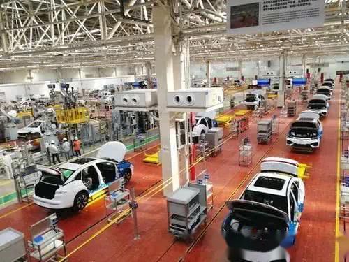 30萬級國產高端SUV，納米材料與安全之考 剛買7天就起火，市場熱度能否承受質量拷問？